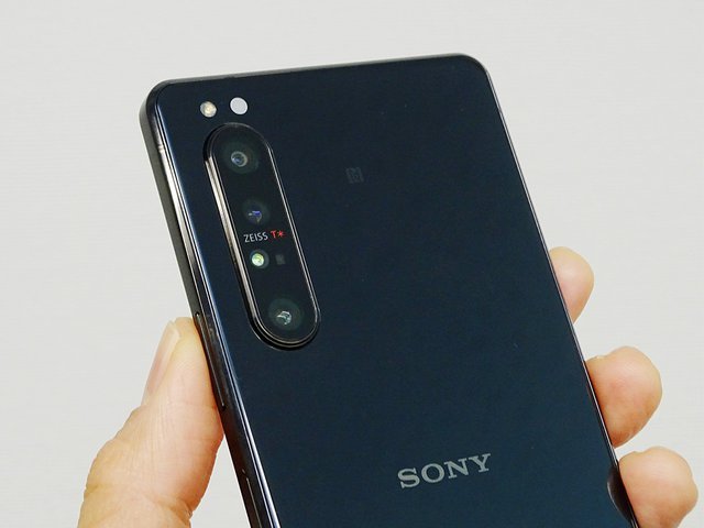 Cận cảnh Sony Xperia 1 II: Thiết kế không thay đổi nhiều, tập trung vào camera, jack 3.5mm quay trở lại - Ảnh 7.