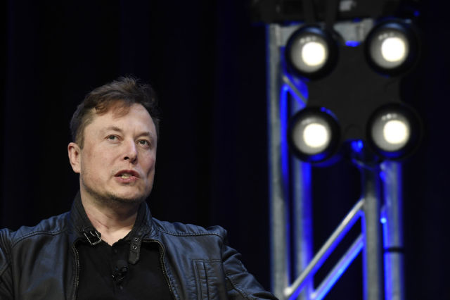 Elon Musk thay đổi hoàn toàn thái độ với Covid-19, khẳng định Tesla sẽ sản xuất máy thở nếu có sự thiếu hụt - Ảnh 1.