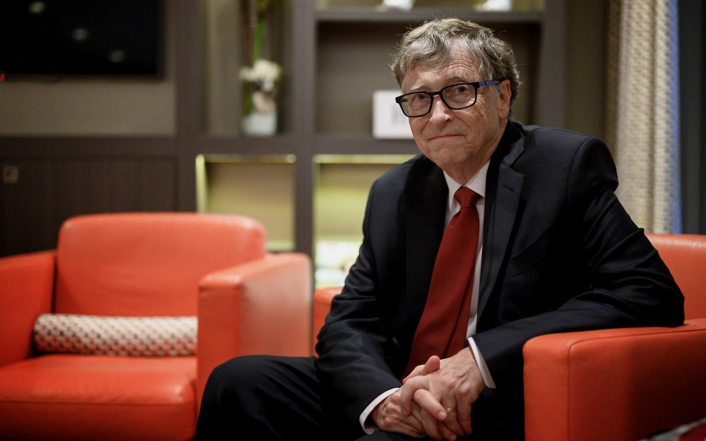 Bill Gates tiếp tục trở thành nạn nhân của &quot;thuyết âm mưu&quot; trên Facebook và YouTube