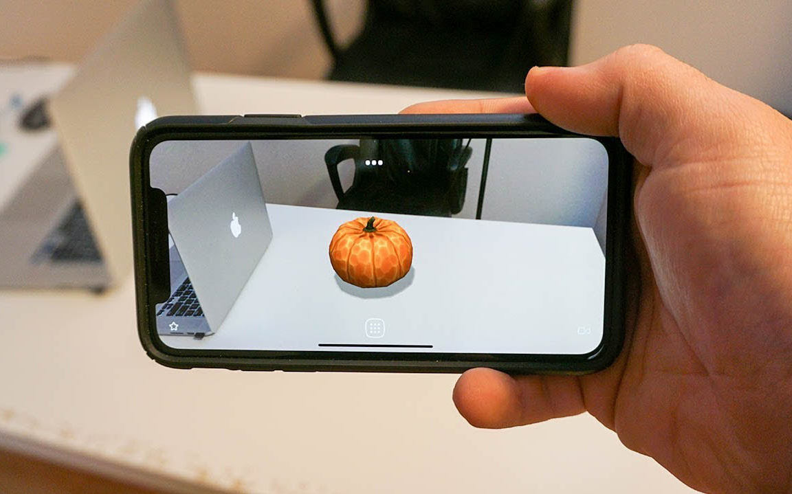 Vì sao cả làng smartphone đều chạy đua zoom &quot;khủng&quot;, số chấm to, chỉ mình Apple một kiểu mang LiDAR lên iPhone?