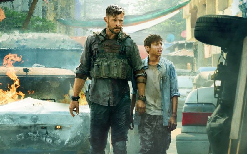 Netflix tung trailer bom tấn hành động mới của Chris Hemsworth: &quot;Thần sấm&quot; Marvel vào vai lính đánh thuê, đấm nhau chẳng kém gì John Wick