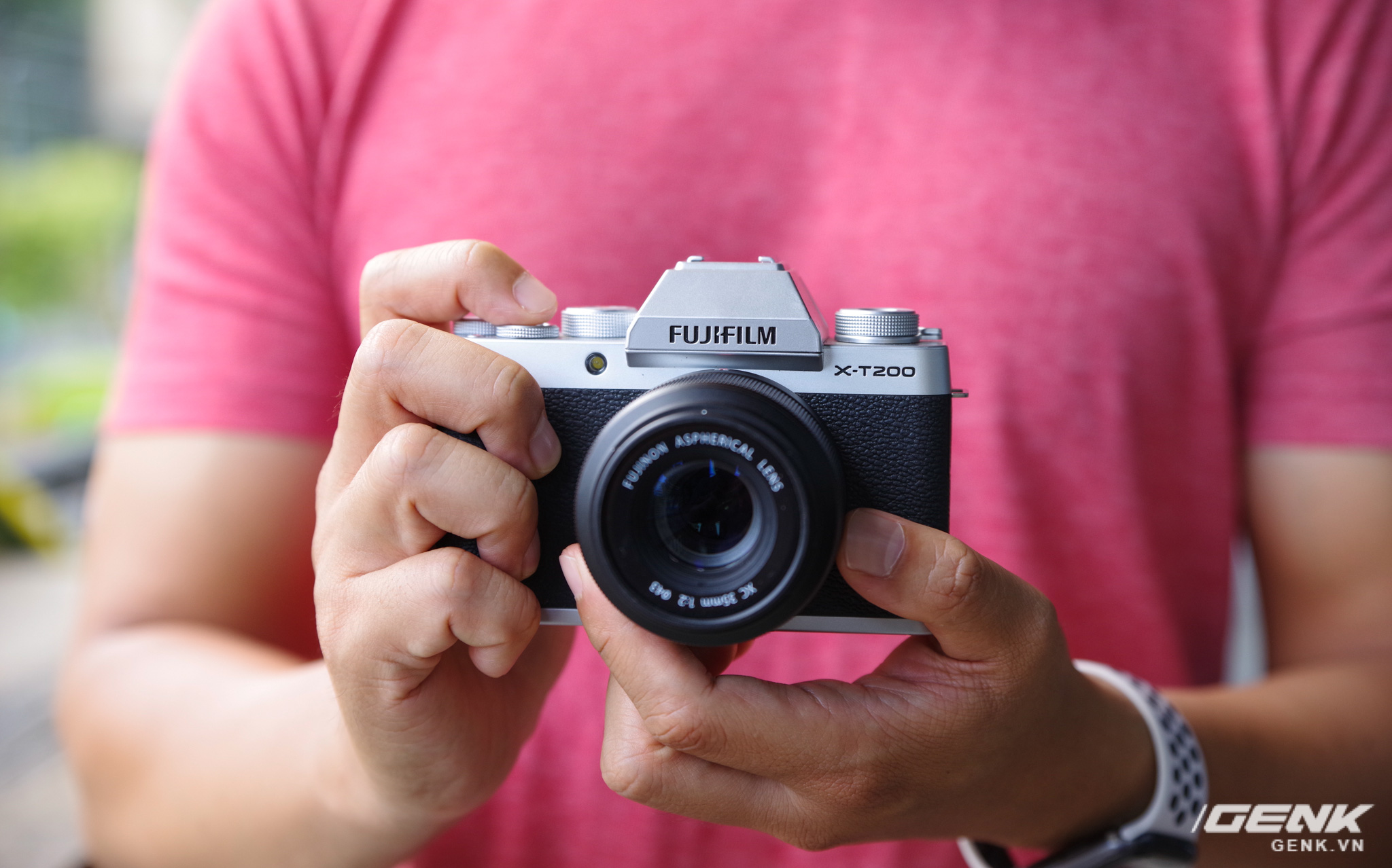 Trải nghiệm nhanh Fujifilm X-T200: Nhỏ gọn, tính năng vừa đủ, hướng đến người dùng quay video