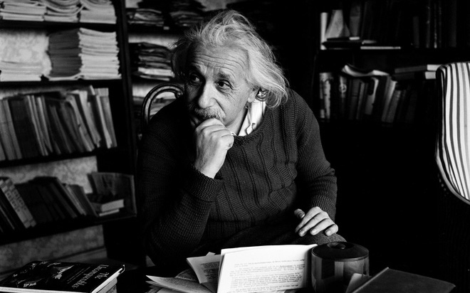 Hai sai lầm của Albert Einstein