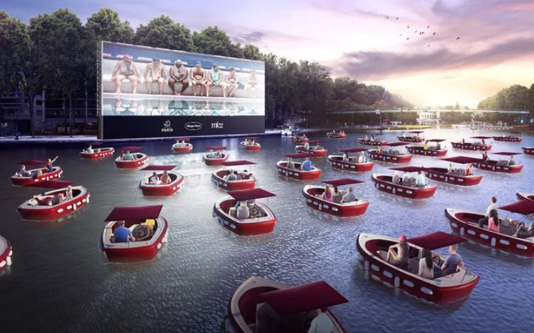 Pháp chuẩn bị mở rạp chiếu phim tạm thời trên sông, khán giả sẽ ngồi trong các du thuyền riêng biệt để thực hiện giãn cách xã hội