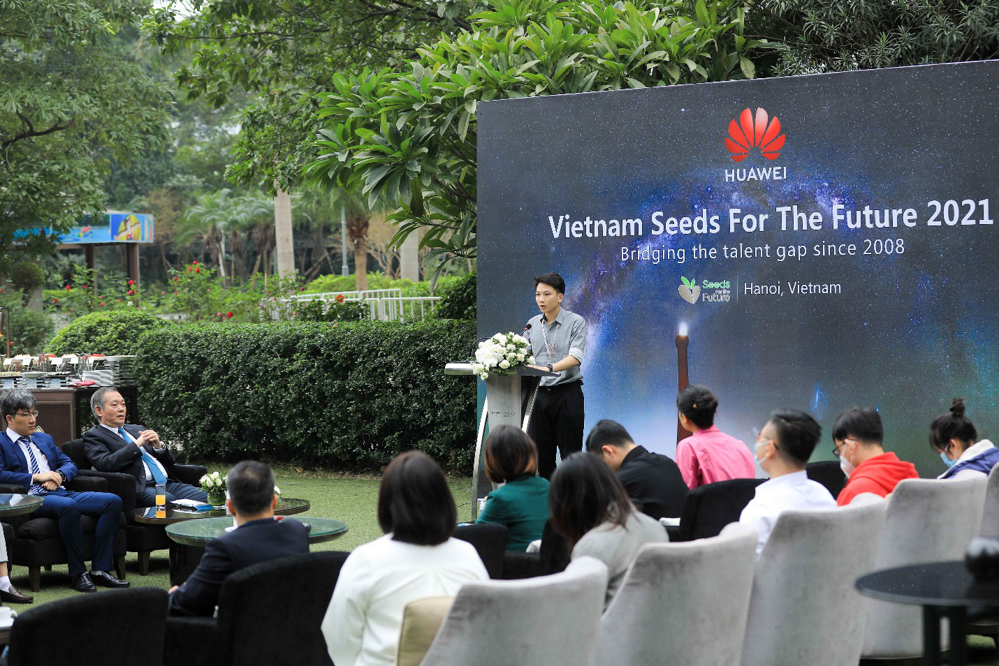 Huawei đã tìm kiếm và tôi luyện nhân tài ở Việt Nam như thế nào? - Ảnh 2.