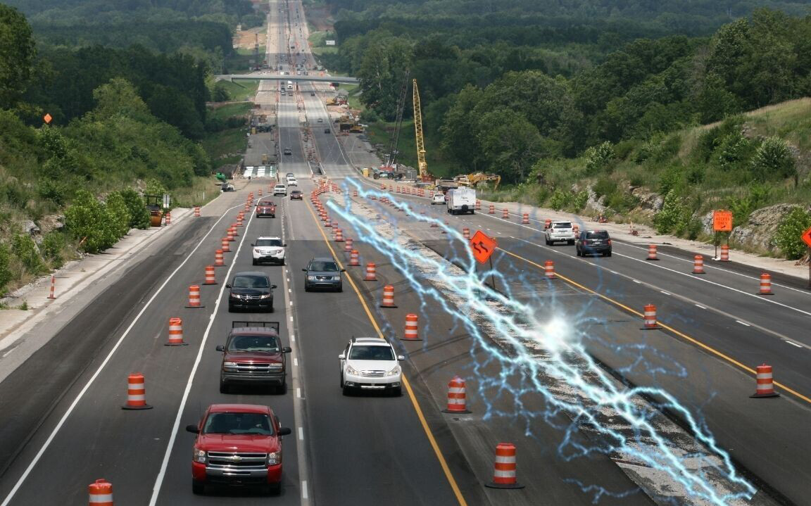 Indiana thử nghiệm đường cao tốc bê tông từ tính để sạc  không dây cho xe điện đầu tiên trên thế giới