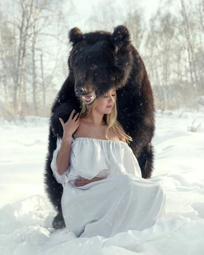Cứu gấu con khỏi rạp xiếc, cô gái Nga tìm thấy bạn thân trọn đời - Ảnh 11.