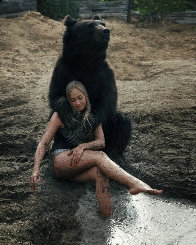Cứu gấu con khỏi rạp xiếc, cô gái Nga tìm thấy bạn thân trọn đời - Ảnh 10.
