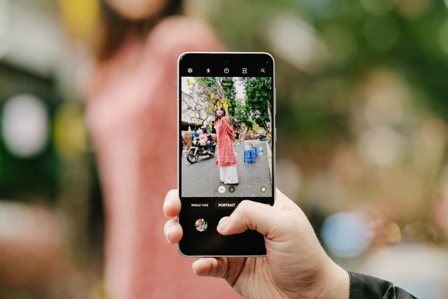 Cho dù “người ấy” là Fan cứng công nghệ hay Fan cứng âm nhạc, Galaxy S21 FE luôn là lựa chọn số 1 cho món quà Valentine ý nghĩa - Ảnh 3.