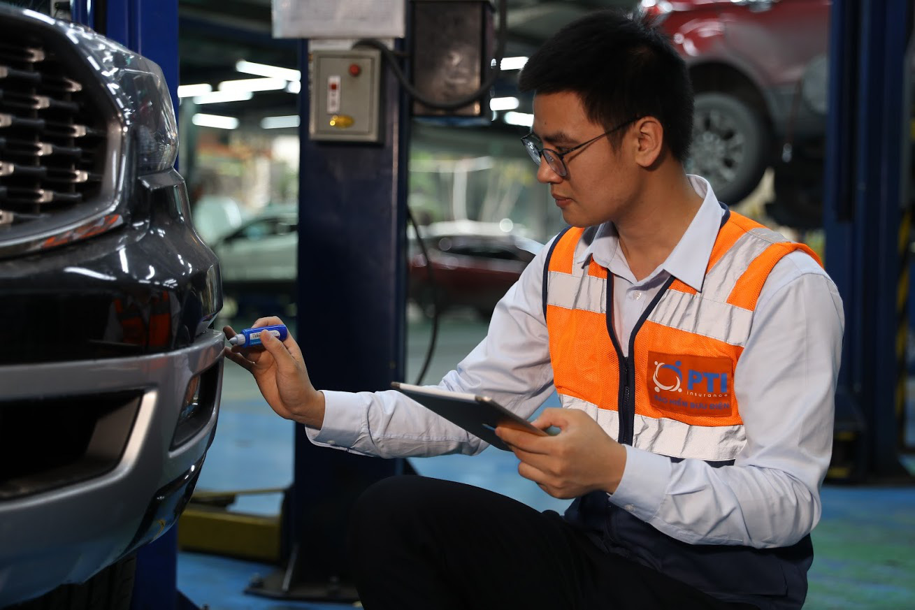 Khách hàng hưởng lợi từ ứng dụng công nghệ trong ngành bảo hiểm - Ảnh 2.