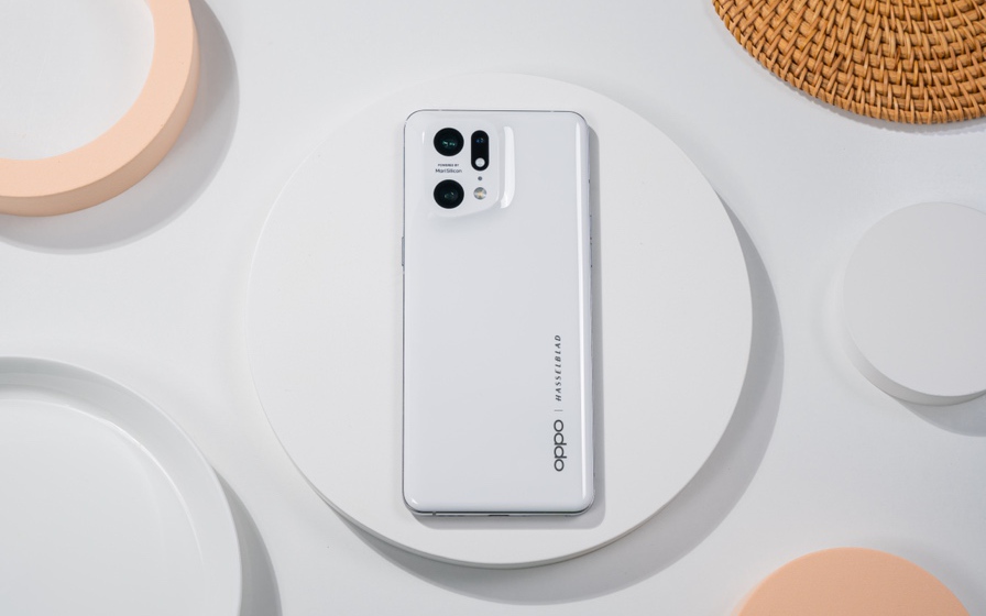 Khi công nghệ của tương lai hội tụ với vẻ đẹp của tự nhiên trong chiếc OPPO Find X5 Pro