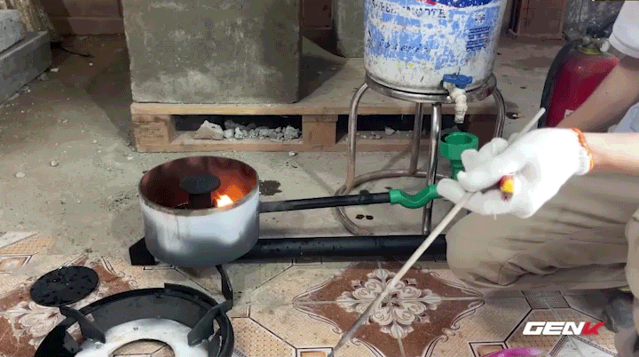 Bếp đun dầu thải &quot;tiết kiệm gấp 10&quot;: sáng tạo của &quot;người nhật&quot; hay tối kiến của người Việt? - Ảnh 13.