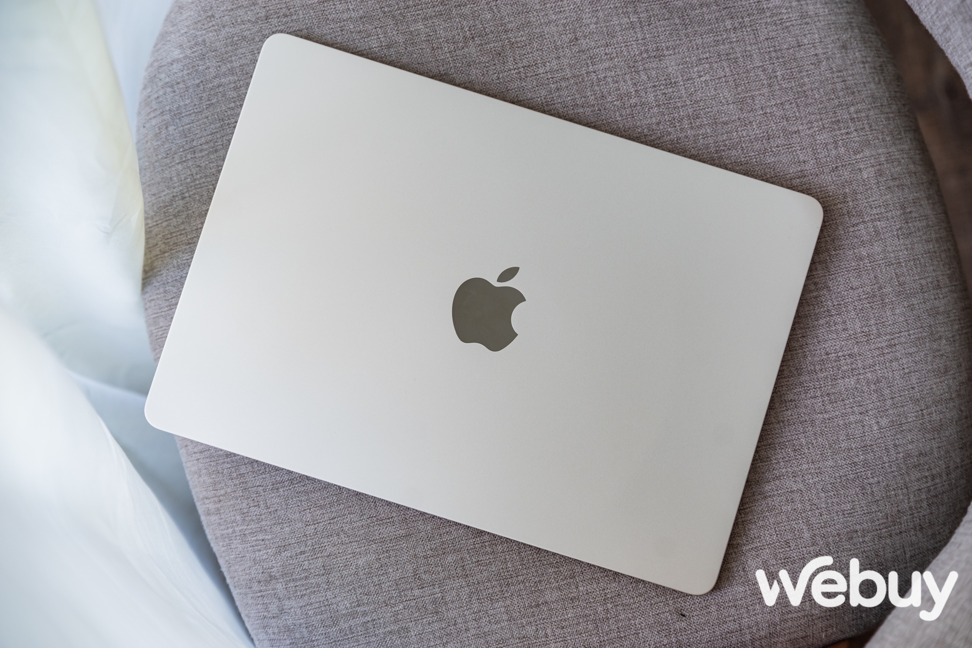 MacBook Air M2 "cập bến" thị trường Việt Nam, giá dự kiến 32.9 triệu đồng