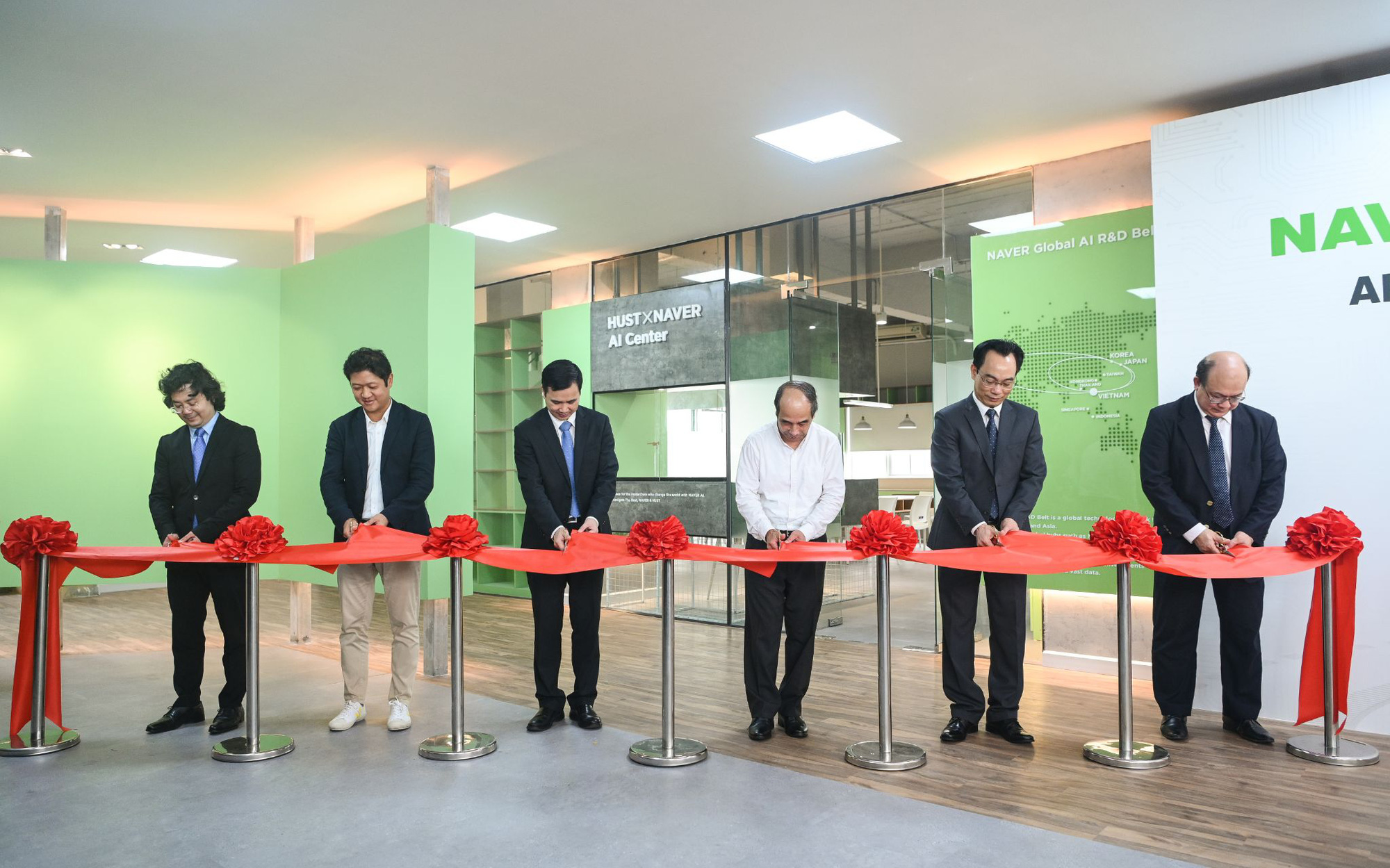 Sau 2 phòng nghiên cứu, Naver chính thức mở trung tâm công nghệ đầu não tại Việt Nam