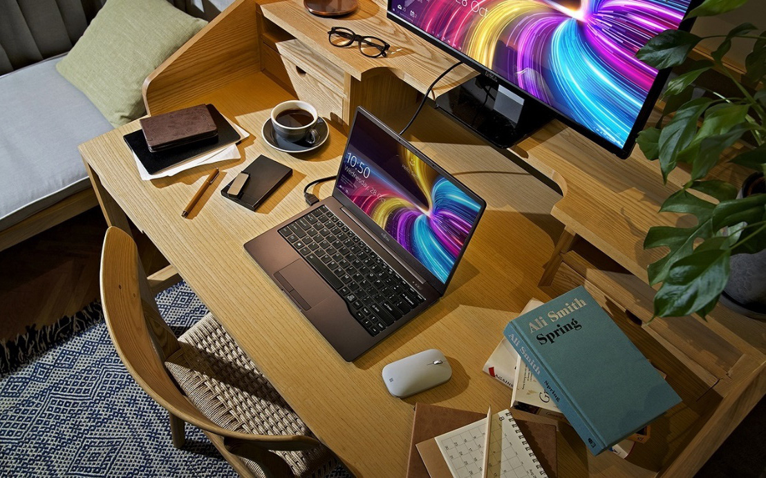 Laptop Fujitsu CH: Trợ lý đắc lực trong môi trường làm việc linh hoạt