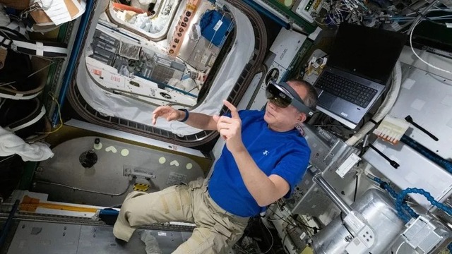 NASA vừa "beam" một bác sĩ từ Trái Đất lên trạm vũ trụ ISS, cứ như trong Star Trek và phim Marvel - Ảnh 6.