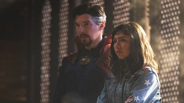 Những câu hỏi khiến fan phải vò đầu bứt tai mà Doctor Strange 2 để lại - Ảnh 5.