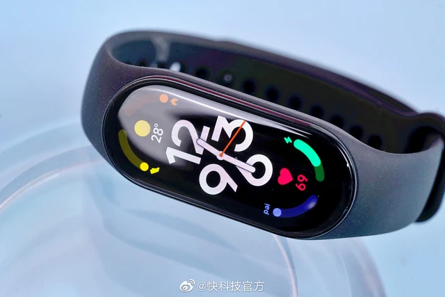 Xiaomi ra mắt Mi Band 7, Redmi Buds 4 và Buds 4 Pro - Ảnh 2. Xiaomi ra mắt Mi Band 7, Redmi Buds 4 và Buds 4 Pro - Ảnh 2.