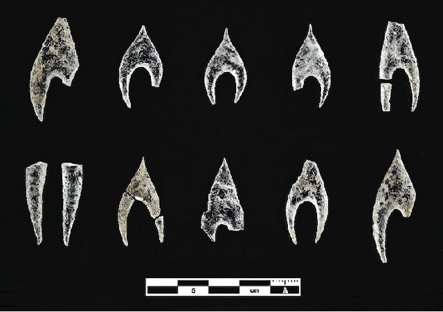 Dao găm pha lê, "ma thuật" 5.000 năm tuổi được tìm thấy tại Tây Ban Nha - Ảnh 3.