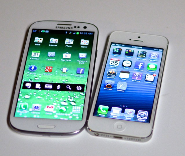 Sếp Apple: "Samsung chỉ biết copy iPhone và cho nó một cái màn hình lớn hơn" - Ảnh 1.