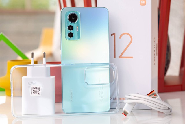 Ảnh thực tế Xiaomi 12 Lite: Smartphone tầm trung đẹp nhất của Xiaomi - Ảnh 1. Ảnh kèo nhà cái w88 trung đẹp nhất của Xiaomi - Ảnh 1.