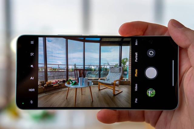 Ảnh thực tế Xiaomi 12 Lite: Smartphone tầm trung đẹp nhất của Xiaomi - Ảnh 4. Ảnh kèo nhà cái w88 trung đẹp nhất của Xiaomi - Ảnh 4.