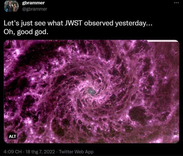 Kính viễn vọng Không gian James Webb &quot;tình cờ&quot; phát hiện vòng xoáy bí ẩn của thiên hà màu tím trong vũ trụ của chúng ta! - Ảnh 2.