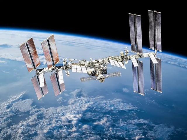 Nga sẽ chính thức rút khỏi Trạm Vũ trụ Quốc tế ISS sau năm 2024 - Ảnh 1.
