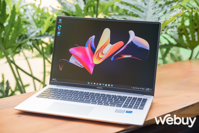 Đánh giá Huawei MateBook D 16: Màn hình 16 inch, Core i5 H-Series liệu có mang đến sự khác biệt - Ảnh 8. Đánh giá Huawei MateBook D 16: Màn hình 16 inch, Core i5 H-Series liệu có mang đến sự khác biệt - Ảnh 8.