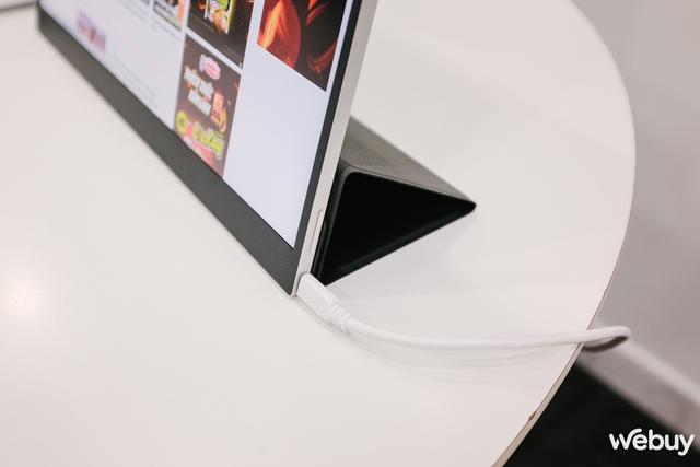 Trải nghiệm LG Gram  View: Màn hình rời lớn 16 inch, hoàn thiện kim loại, mỏng và nhẹ - Ảnh 10.