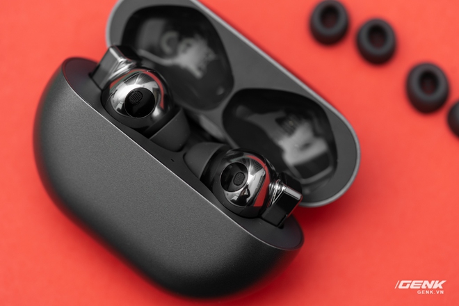 So sánh Huawei FreeBuds Pro, Apple AirPods Pro và Samsung Galaxy Buds Live: Mỗi người một vẻ - Ảnh 13.