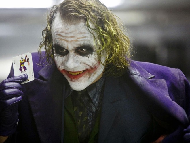 3 giả thuyết khó tin về Joker trong bộ ba Batman của Nolan: không phải là kẻ xấu, thậm chí còn là anh hùng cứu tinh của Gotham - Ảnh 4.