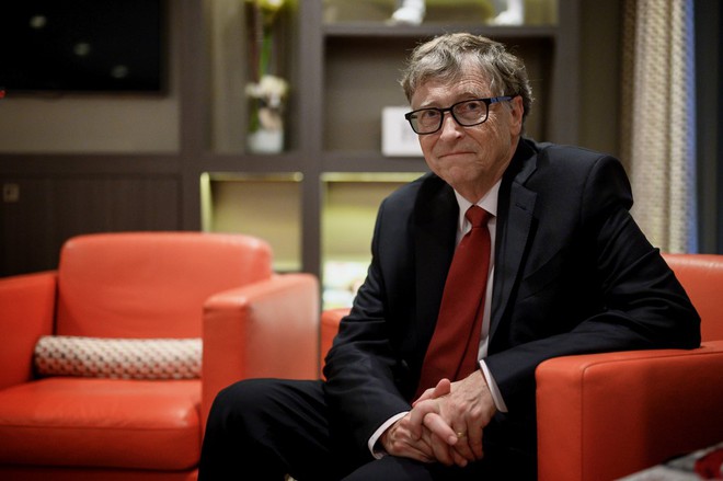 Bill Gates tiếp tục trở thành nạn nhân của thuyết âm mưu trên Facebook và YouTube - Ảnh 1.
