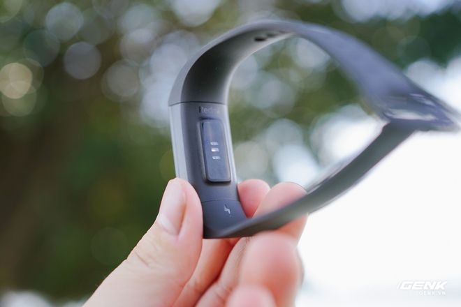 Trên tay Redmi Band: Màn hình xấu hơn Mi Band 4, chưa hỗ trợ tiếng Việt, pin 14 ngày, giá 400.000 đồng - Ảnh 10.