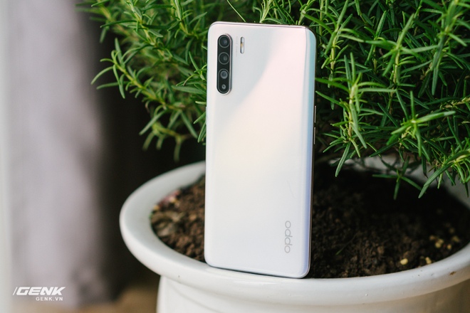 Thử chơi game nặng thiết lập cao nhất trên OPPO Reno3 - Ảnh 3.