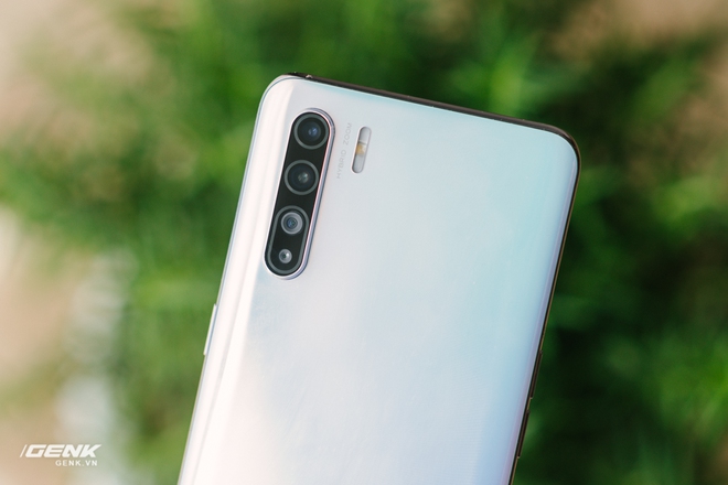 Đập hộp OPPO Reno3: Thiết kế thanh thoát, 4 camera sau, màn hình giọt nước - Ảnh 5.