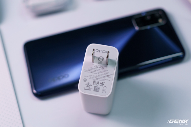 Mở hộp OPPO A92: thay đổi gần như toàn diện, loa ngoài stereo đầu tiên trong phân khúc 7 triệu đồng - Ảnh 12.