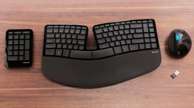 Đây là tư thế ngồi làm việc đúng chuẩn lành mạnh và 5 món “bảo bối” giúp bạn làm được điều đó - Ảnh 5.