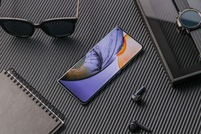 Vivo ra mắt X50 series: Smartphone flagship 5G mỏng nhất thế giới, camera thiết kế chống rung giống gimbal, giá từ 490 USD - Ảnh 2.