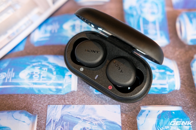 Cận cảnh bộ đôi tai nghe không dây mới của Sony: Một in-ear, một over-ear, mức giá dễ tiếp cận - Ảnh 11.