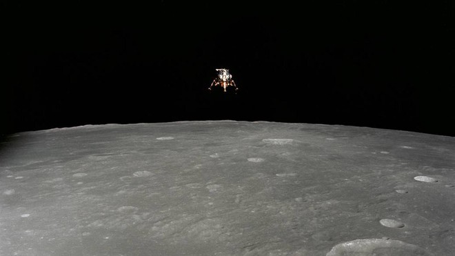 Nhờ chàng trai trẻ 25 tuổi phát hiện ra công tắc đến chuyên gia còn không biết, sứ mệnh Apollo 12 của NASA mới không biến thành thảm kịch - Ảnh 3.
