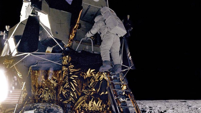 Nhờ chàng trai trẻ 25 tuổi phát hiện ra công tắc đến chuyên gia còn không biết, sứ mệnh Apollo 12 của NASA mới không biến thành thảm kịch - Ảnh 4.