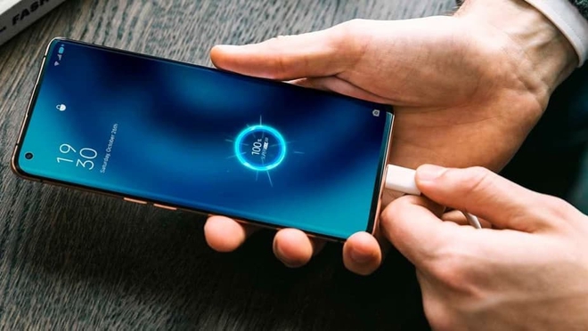 Sau Vivo và OPPO, tới lượt Realme nhá hàng công nghệ sạc nhanh 121W - Ảnh 3.