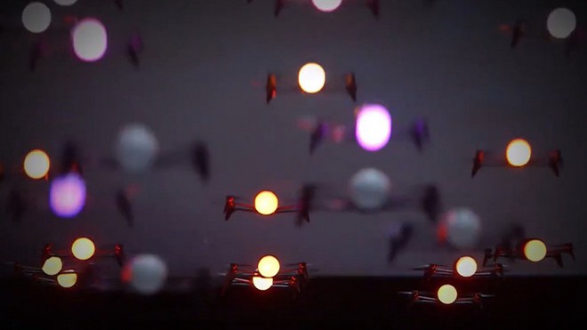 Sử dụng vũ công là 200 chiếc drone, màn trình diễn ánh sáng lập kỷ lục thế giới mới - Ảnh 4.