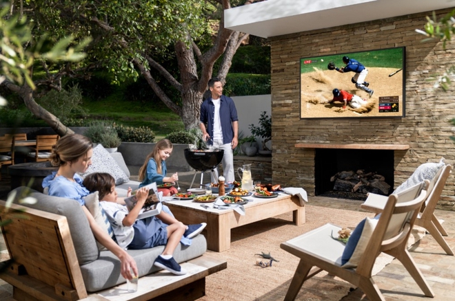 Samsung ra mắt The Terrace, mẫu TV cao cấp giá cả trăm triệu có khả năng chống chịu nắng mưa ngoài trời chuẩn IP56 - Ảnh 3.