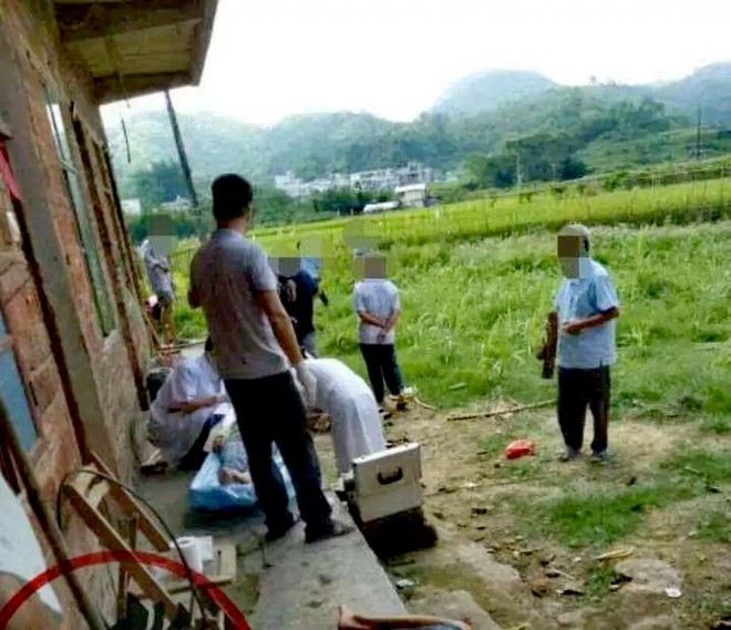 Tin tôi đi, cãi nhau với hàng xóm có thể dẫn đến tử vong vì tổn thương não, tim hoặc gan - Ảnh 1.