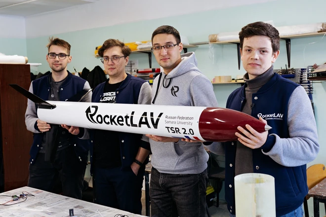 Chỉ với hơn 63 triệu VND, nhóm sinh viên Nga chế tạo tên lửa đi thi quốc tế - Ảnh 6.