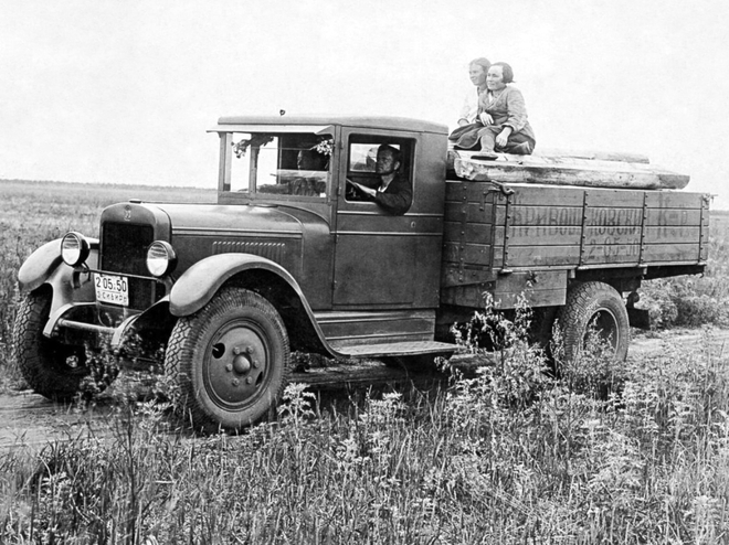 Đại chiến thế giới lần thứ II: Lịch sử những chiếc ô tô nổi tiếng của hai phe Xô – Đức - Ảnh 10.
