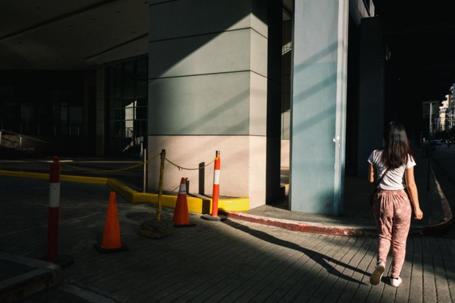 Đừng lạm dụng xóa phông, có nhiều cách khác để làm chủ thể nổi bật trong ảnh chụp - Ảnh 2.