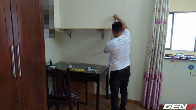 Tự làm bàn gập để đồ: nhanh, đẹp, giải phóng không gian làm việc rất đã - Ảnh 5.